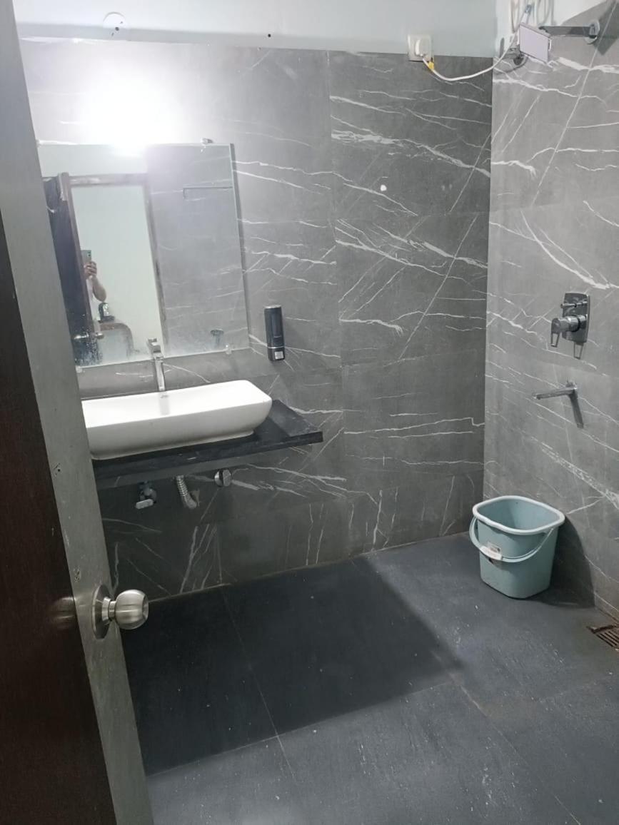 Hotel Krishna Residency Mahoba Exterior foto